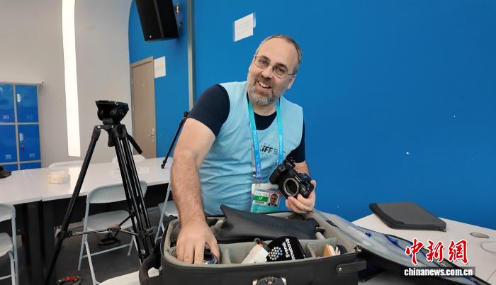 成都世运会外国记者视角：赛场激战与城市发展