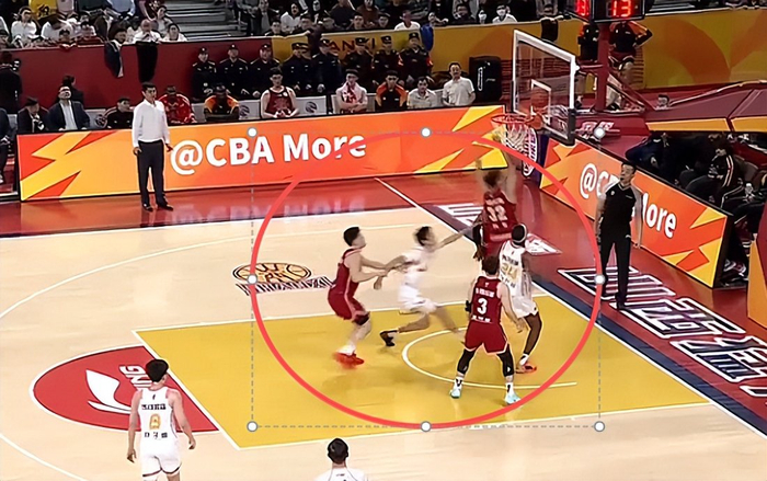 张宁三度小动作引争议，卢鹏羽反扑遭裁判忽视