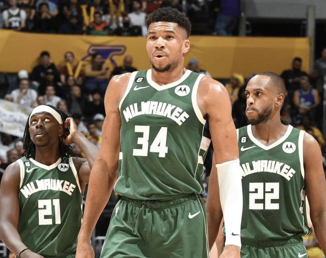 雄鹿惨败32分彻底无缘季后赛 字母哥或离队引热